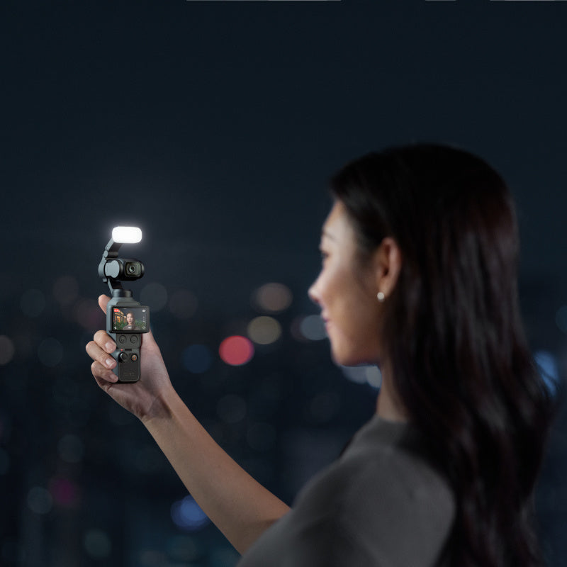 DJI Osmo Pocket 4 Standard Combo