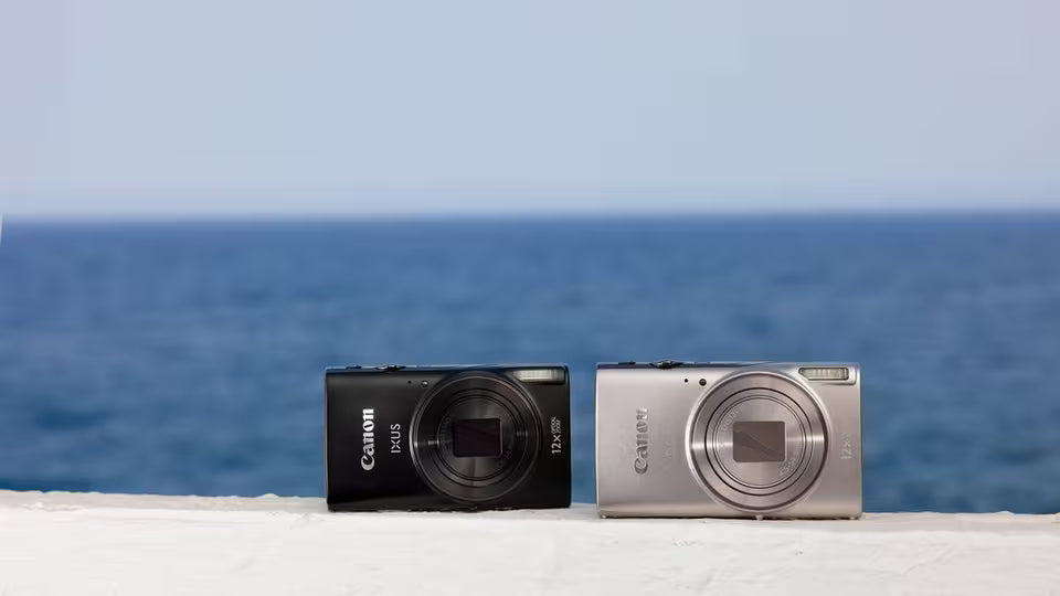 Canon IXUS 285 HS A Black Camera